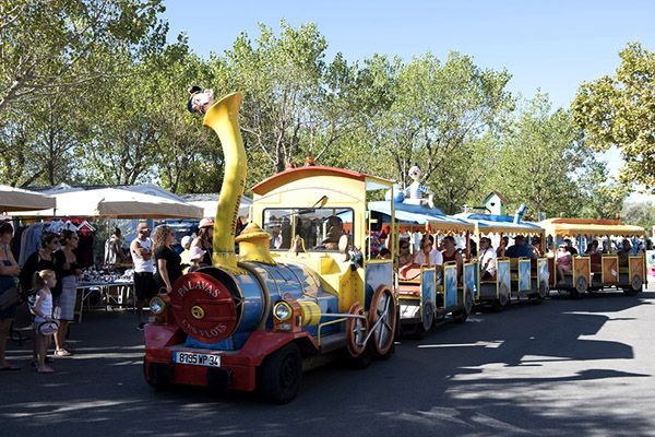 apv les roquilles